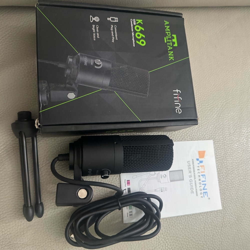 Fifine K669 Black USB Condenser Microphone - Cardioid Studio Mic